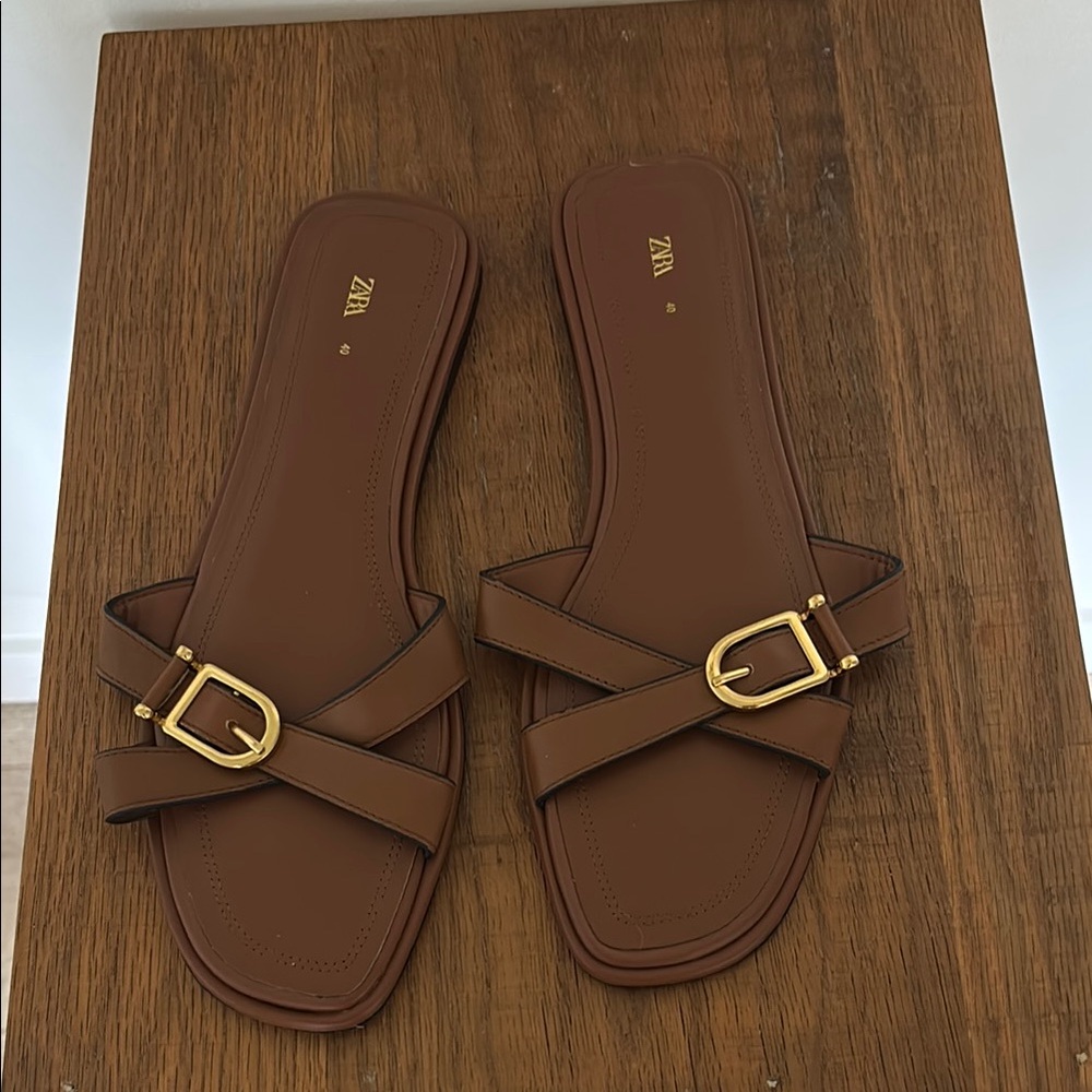 Zara Women's Leather Slides